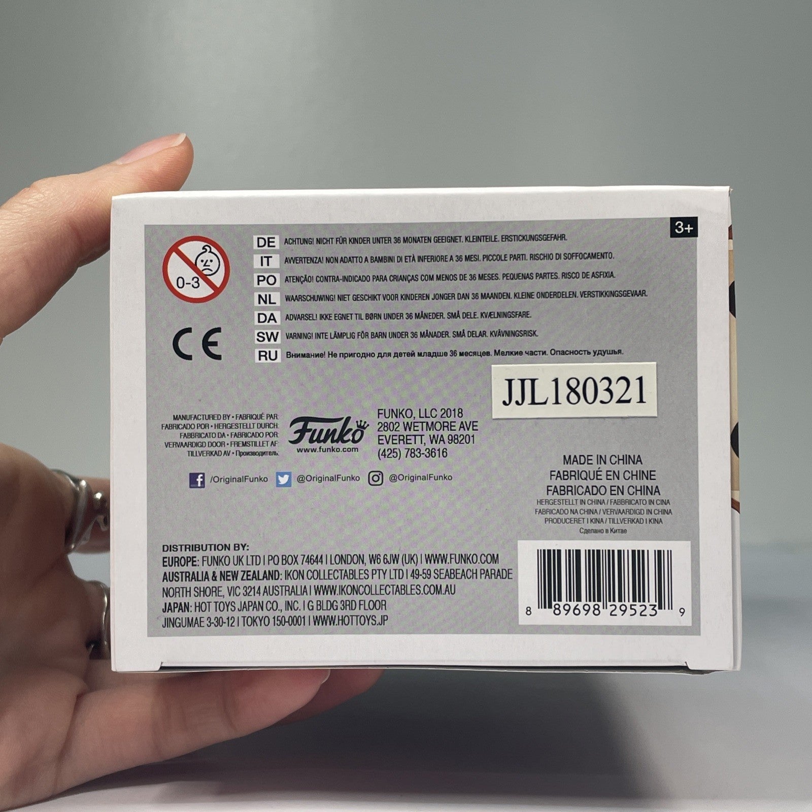 d39ae27b-5e5e-4a7e-855b-d51e38bb903c