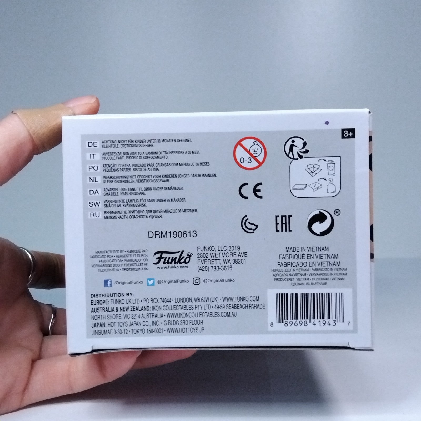 e724bae0-9256-4a39-9d45-8f124018a6e9