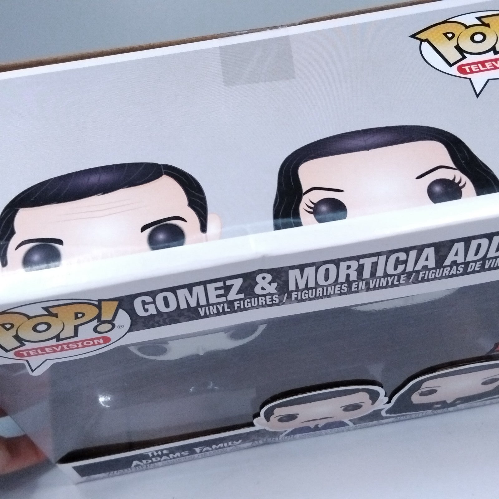 28409995-c7cb-40f7-be40-d54866e6c747