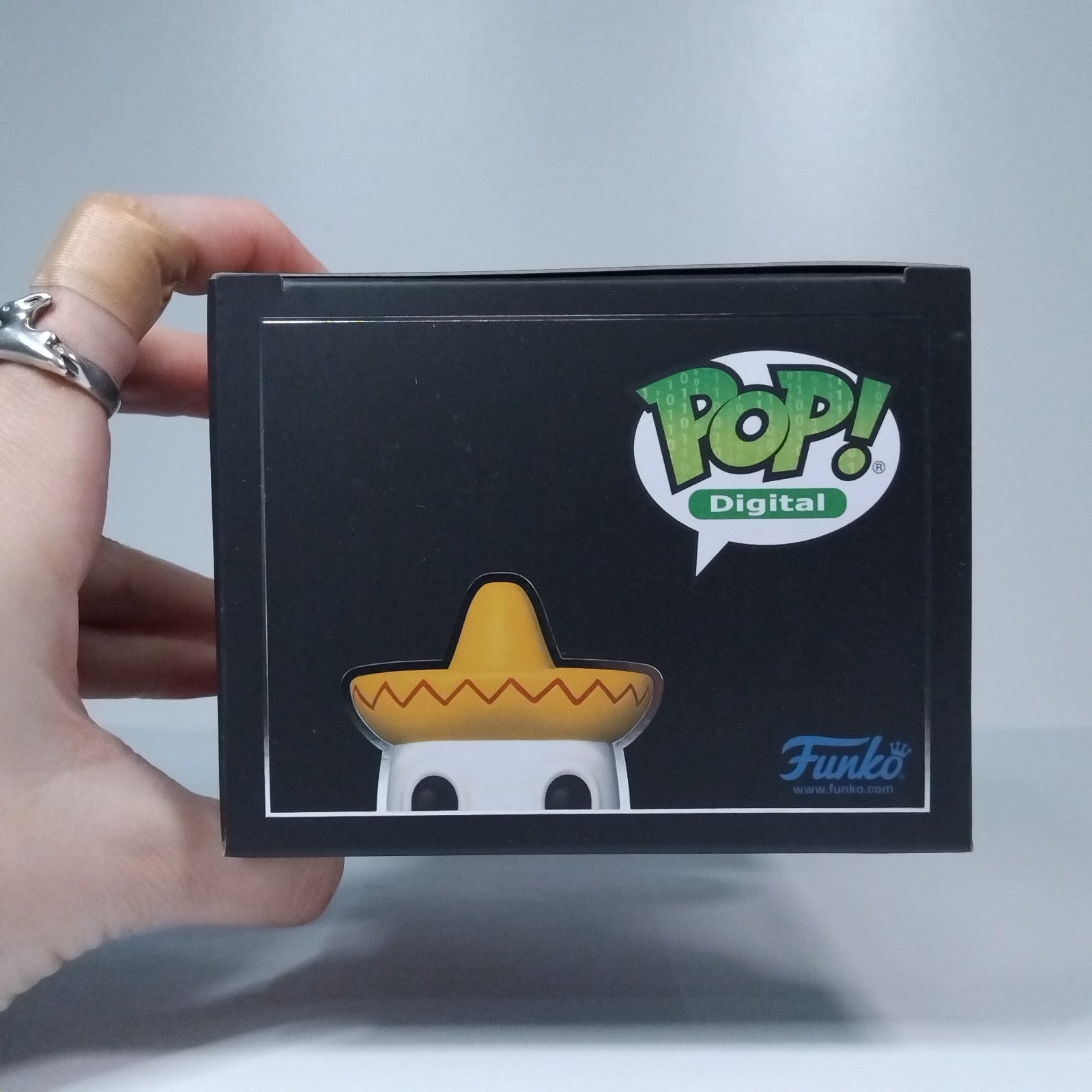 e8909553-477b-4480-bac8-455fc925ed5e