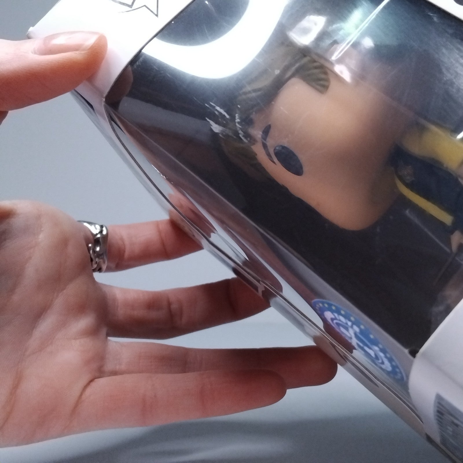 ef43edff-2904-409b-b5b3-0abcb30b5117