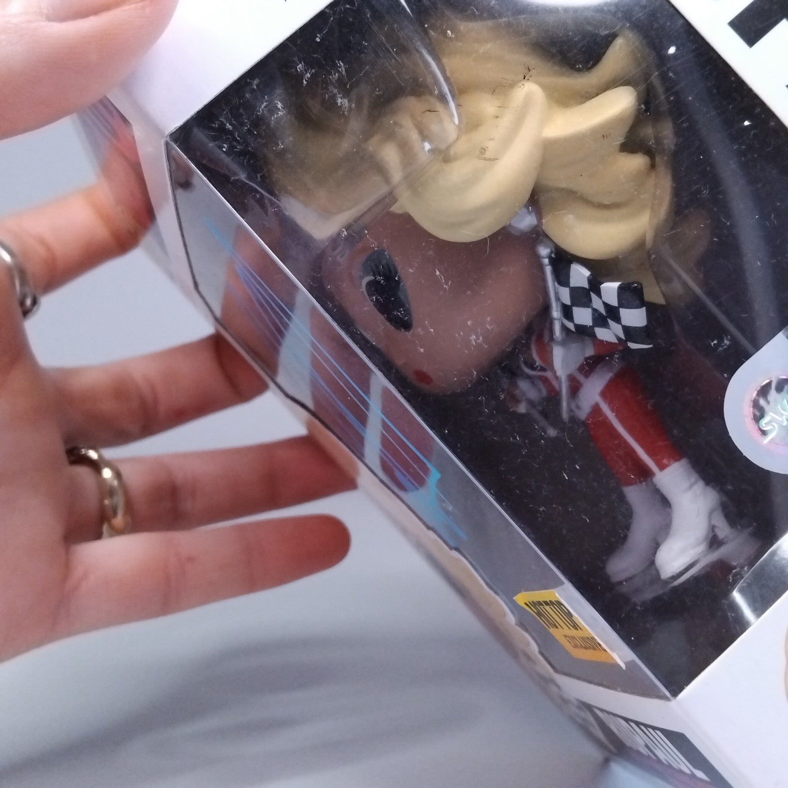 3b5ab39f-e4a9-4a5c-a2af-84937d242fc4