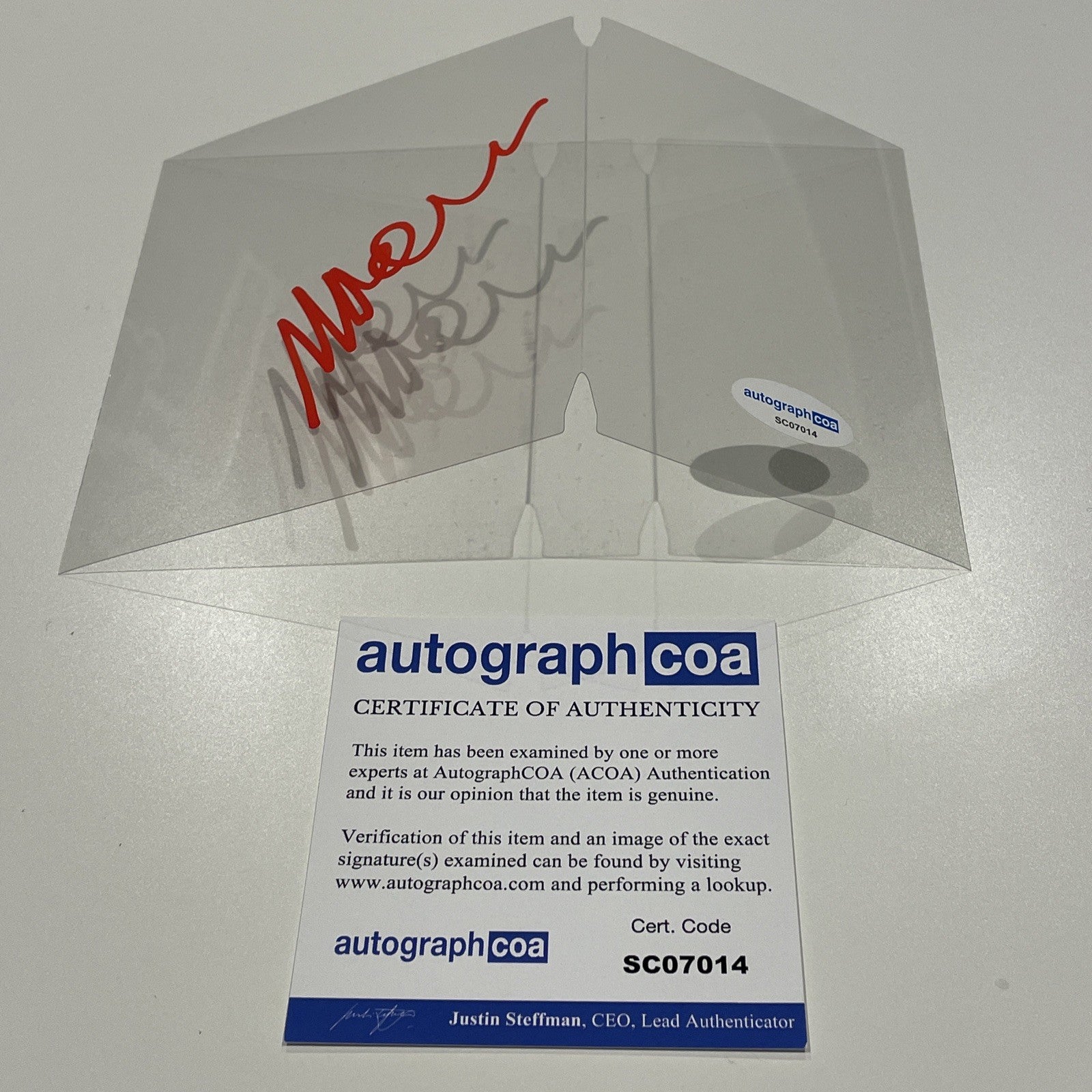 a9194203-8ffd-4fb1-8a4d-ea60453588e5