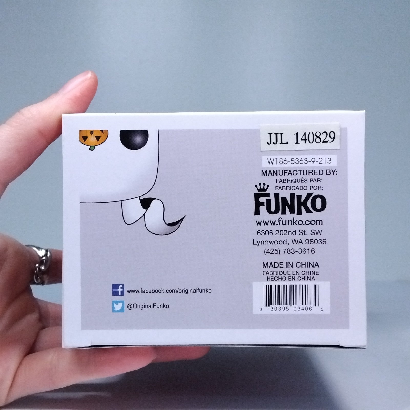 cdd8a6ef-3dcd-4d18-9a9f-482af54a427c