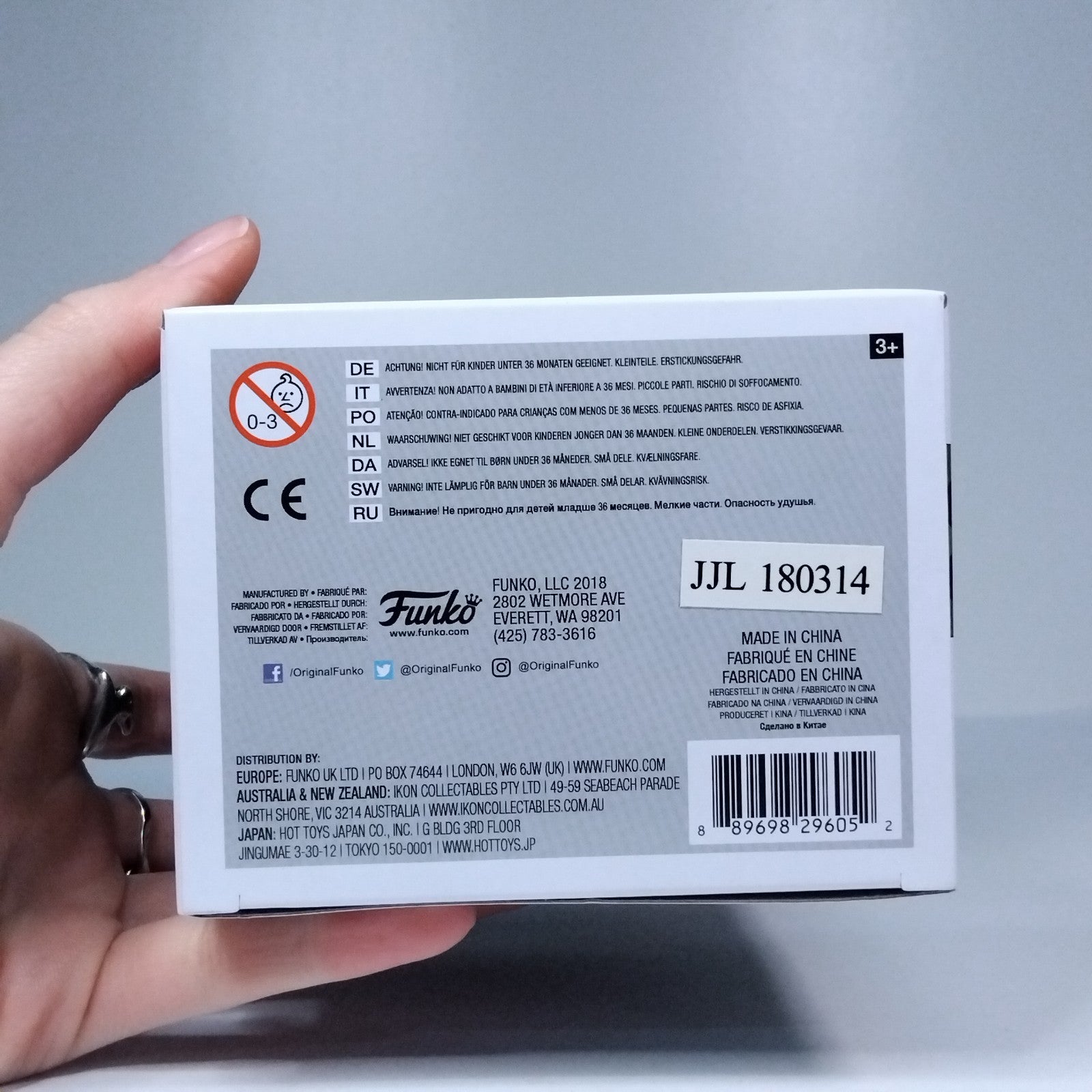 fe5e304d-ca09-414c-b244-32d2c10f6ba3