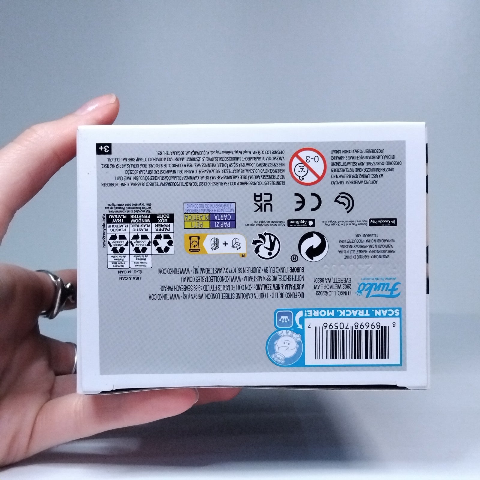 ec2353eb-1047-435a-b678-b33f9c990318