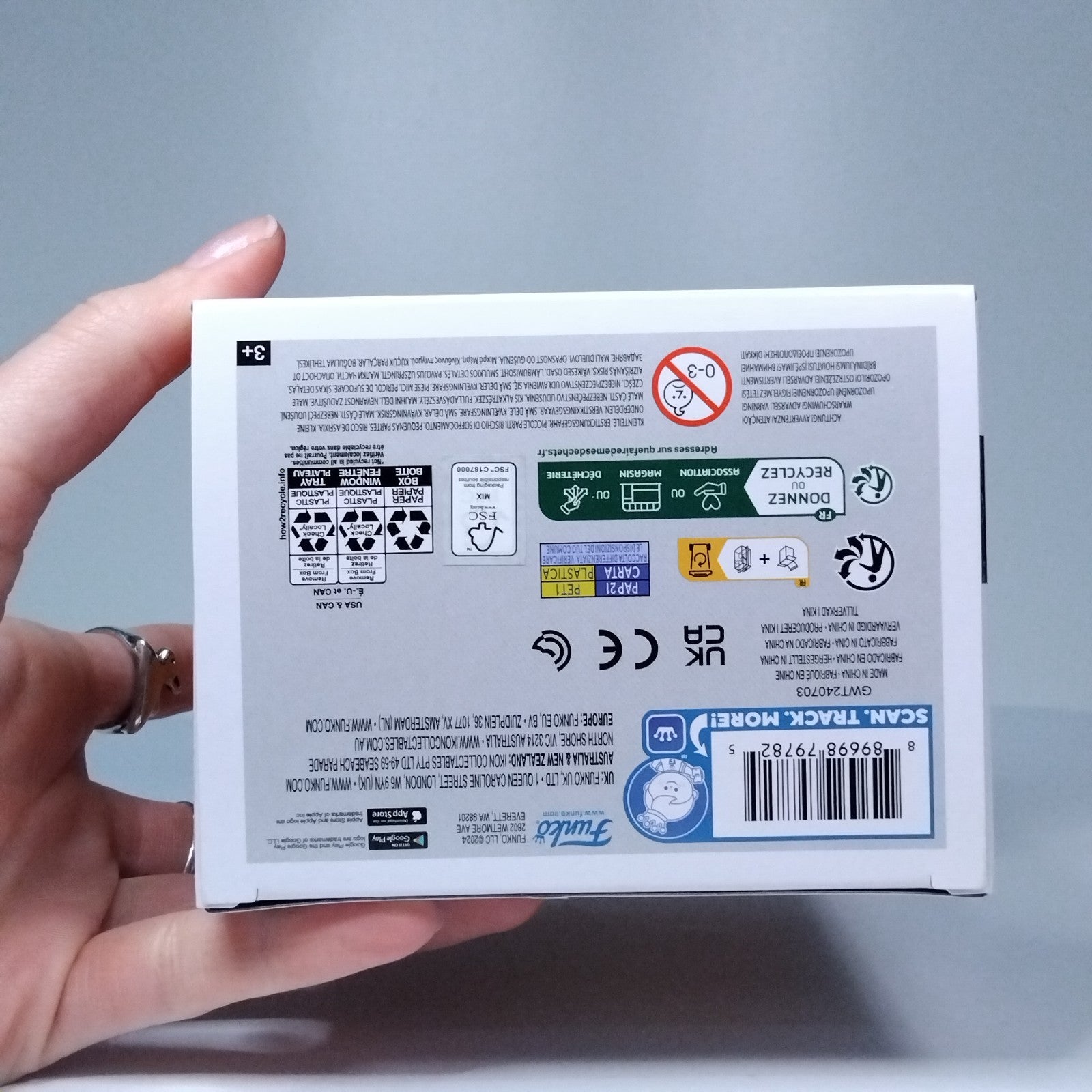 8f42b23a-59d8-4f21-98db-8228dda386ba