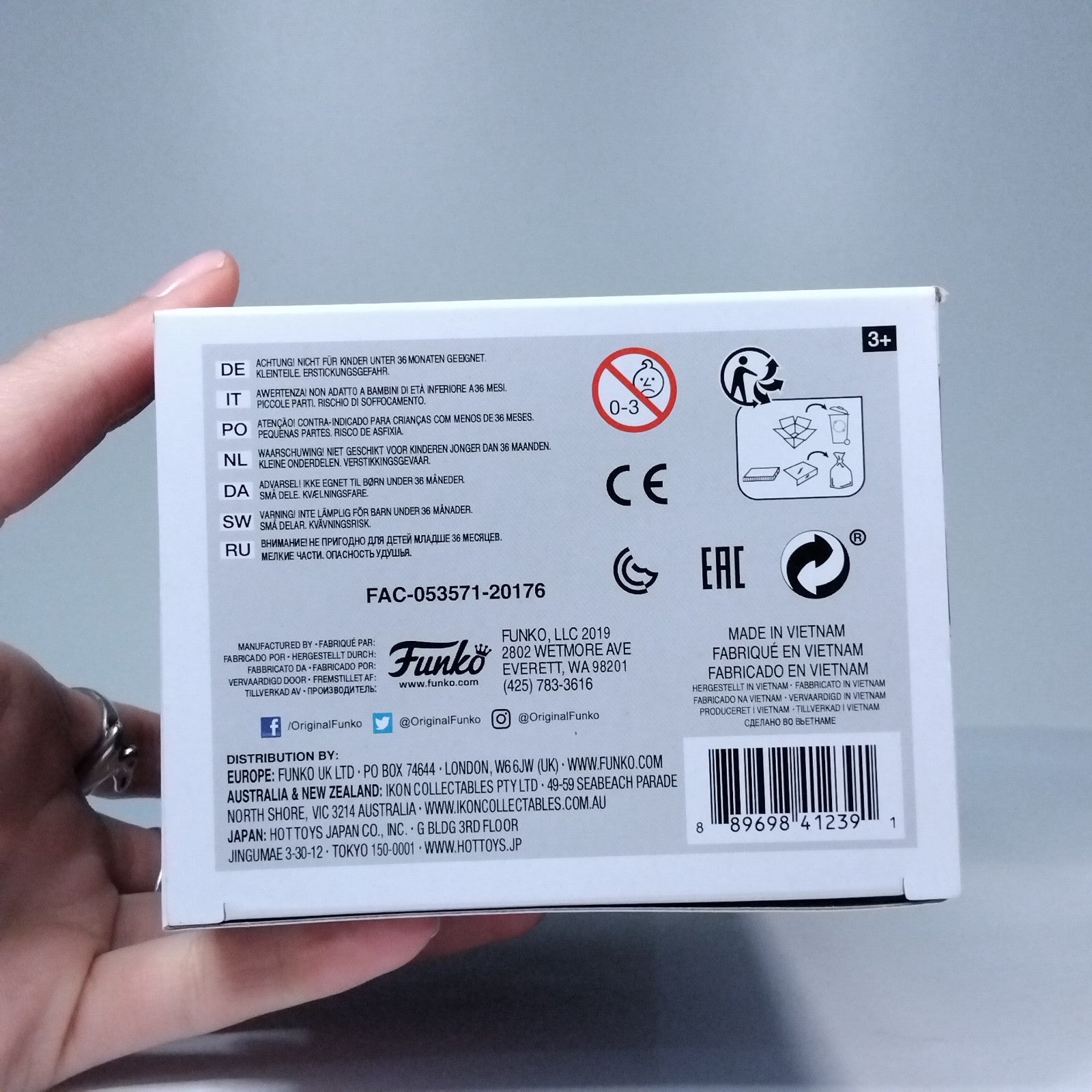 b650a0ae-cf60-457d-a8d5-1870d31d78c3