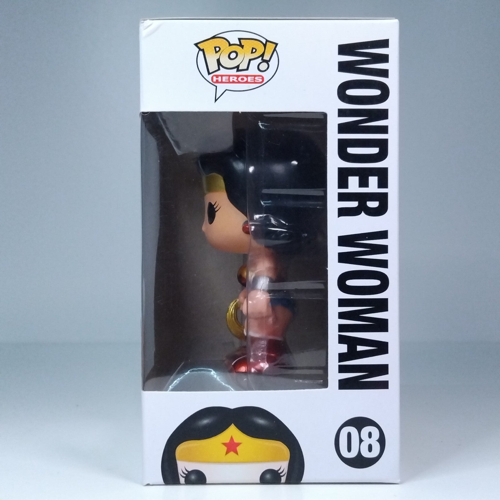 Funko Pop! DC Heroes - Wonder Woman Metallic Chase Edition #08