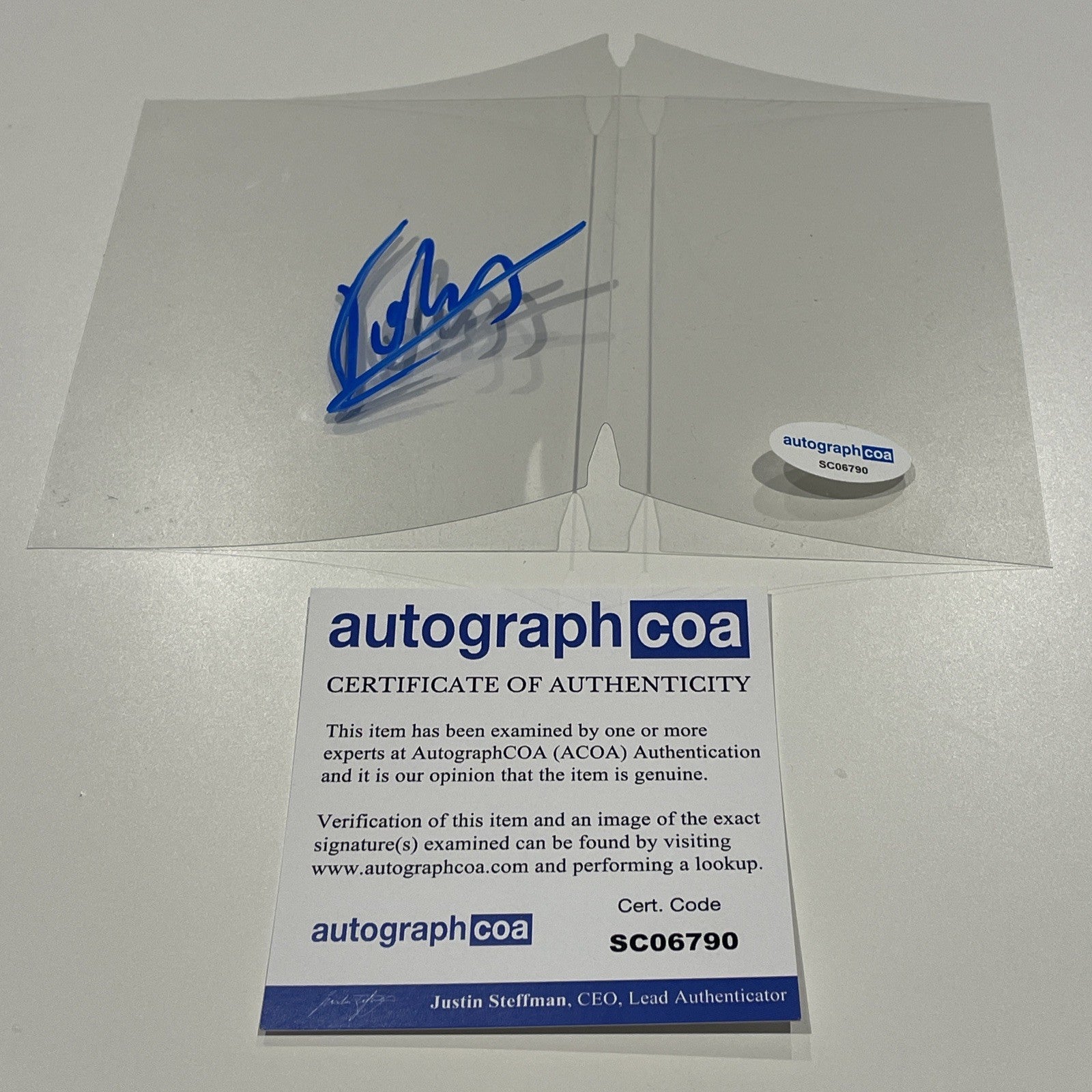 2c300e4e-fbe2-4ebc-9917-453a65c17259