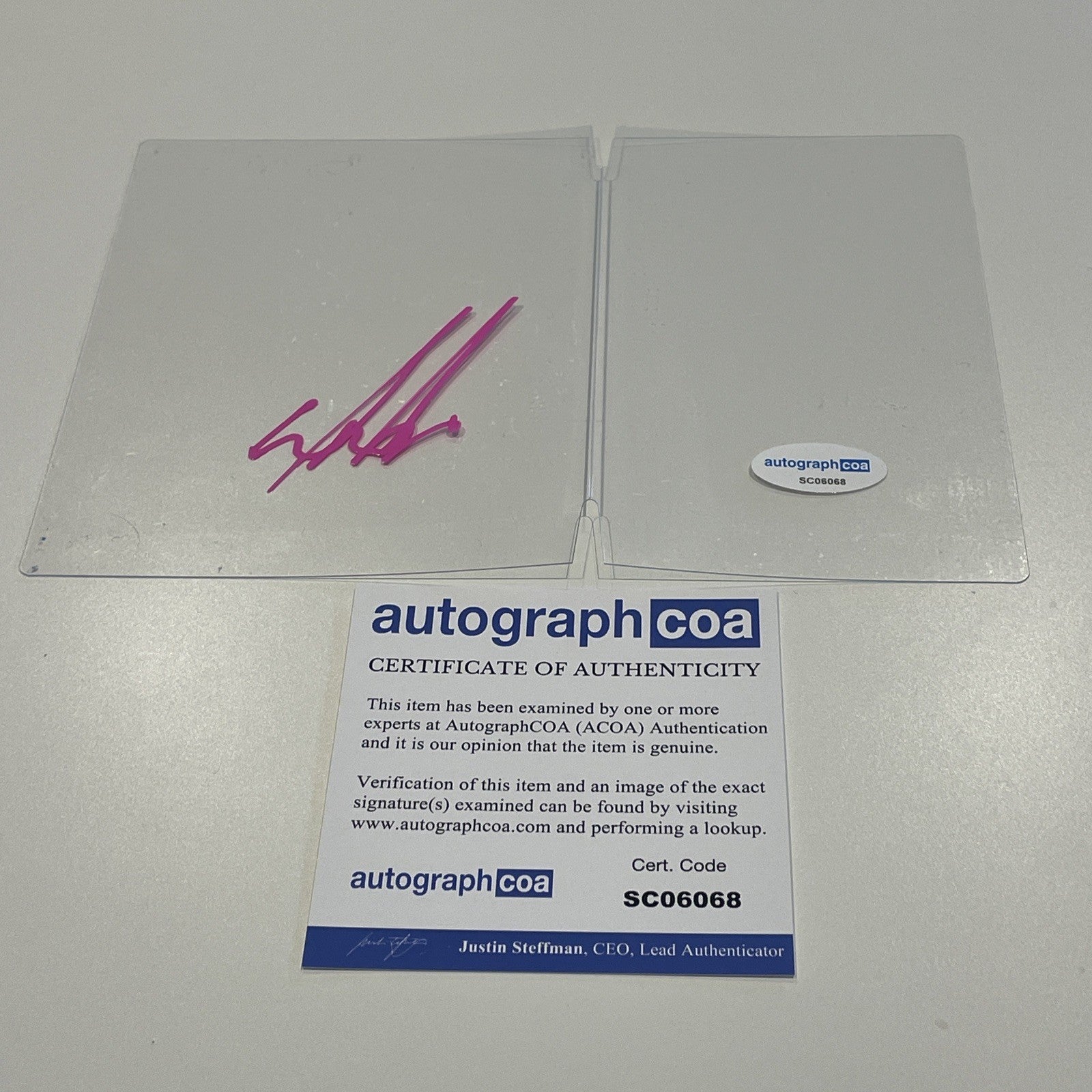 7af7d0cc-5adf-4cc7-9ce6-67adc92e576a