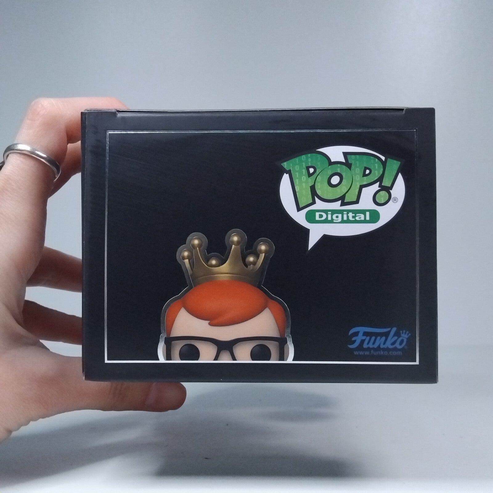 Funko Pop! Digital DC Heroes Batman Freddy Funko Lieutenant Gordon 2,400 Pc #175
