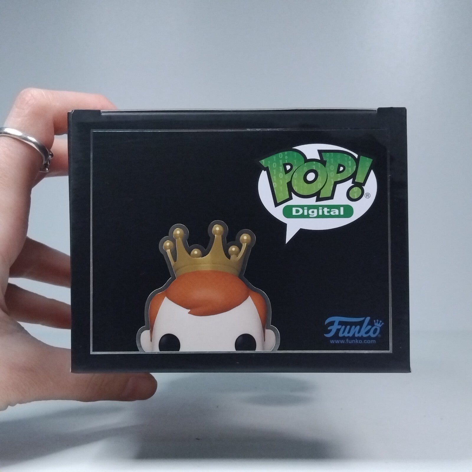 Funko Pop! Digital Retro Toys Freddy Funko with Simon 2,000 Pcs #128