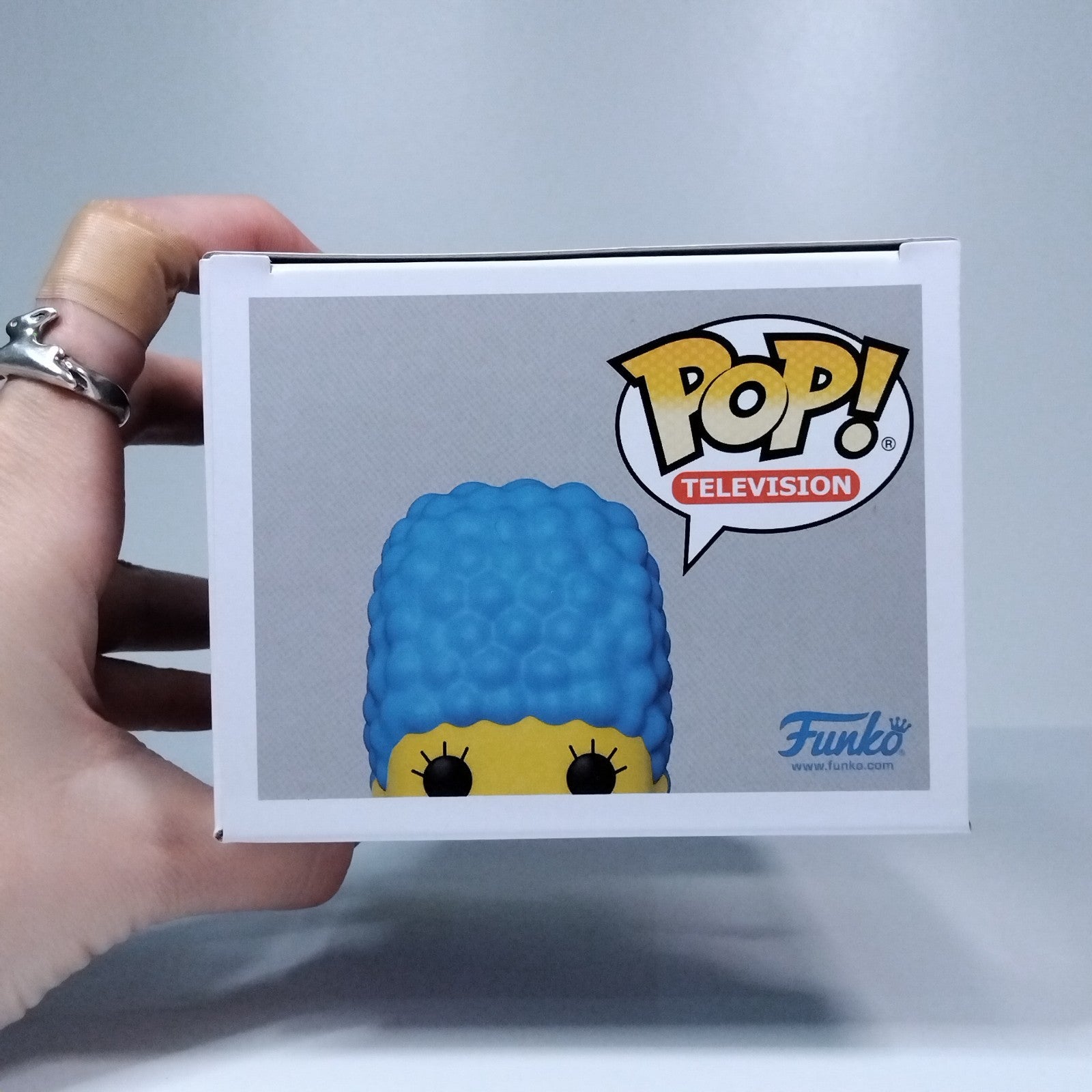 b8bf80b5-631d-4b44-871f-dad8504e1441