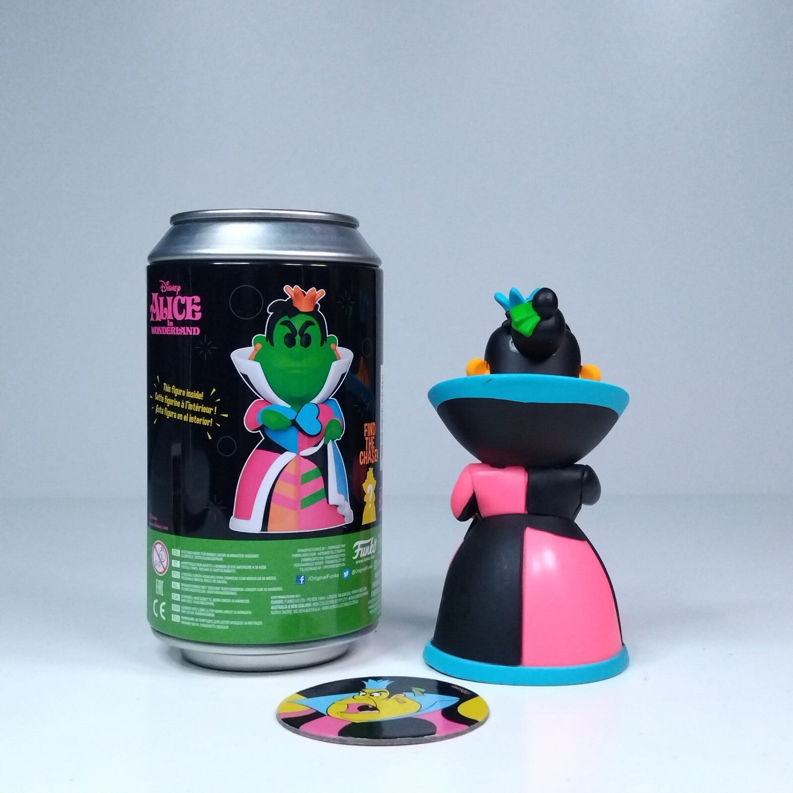 Funko Soda Alice in Wonderland Blacklight Queen of Hearts Chase 1/800