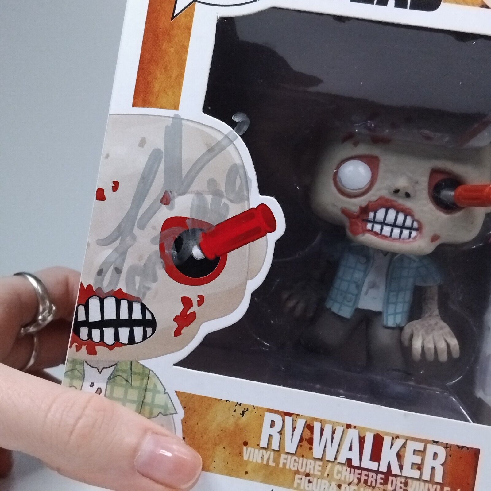 Funko Pop! TV TWD The Walking Dead RV Walker Signed Laurei Holden COA #15