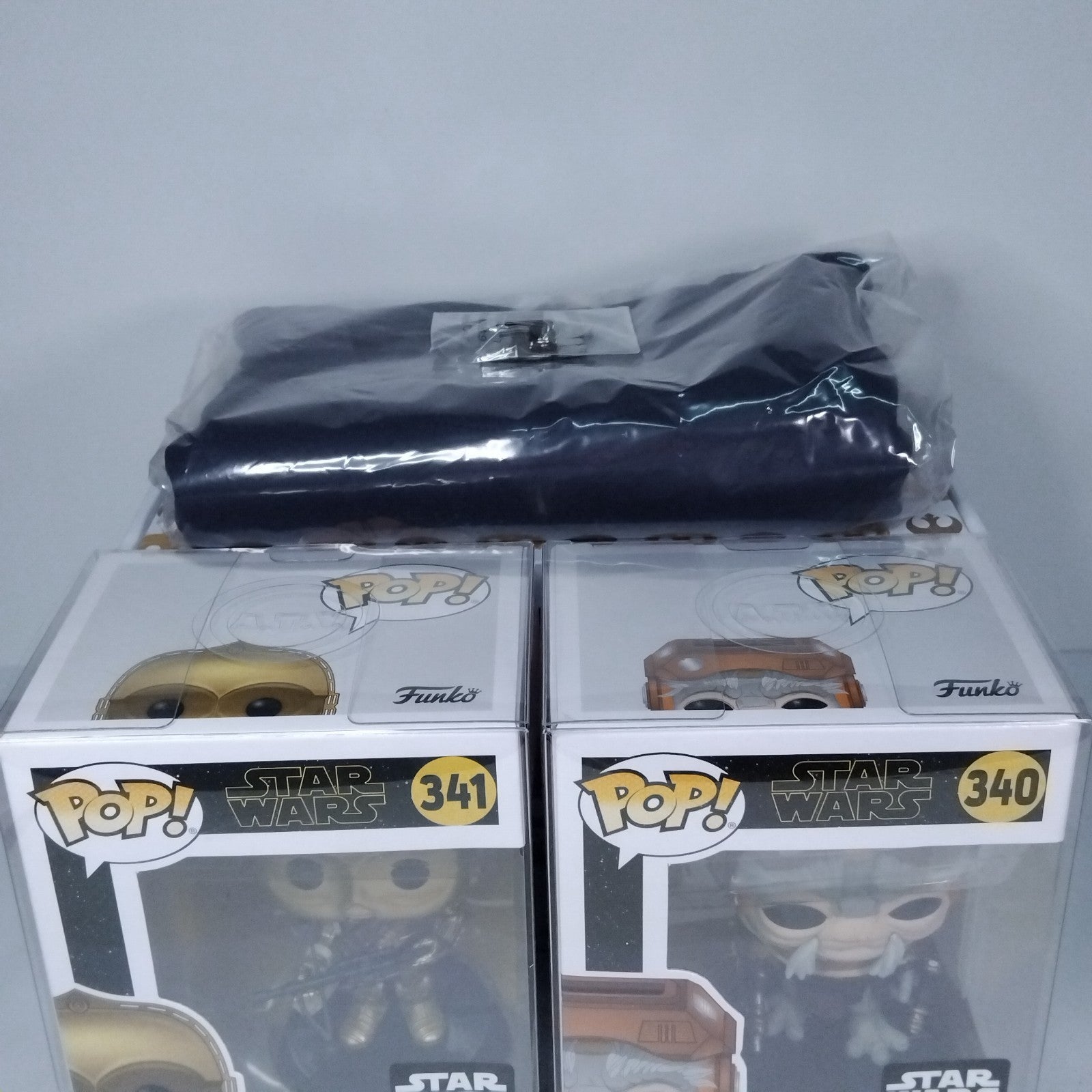 2b9eab15-c083-4a23-bfbb-53d0e96de7dc